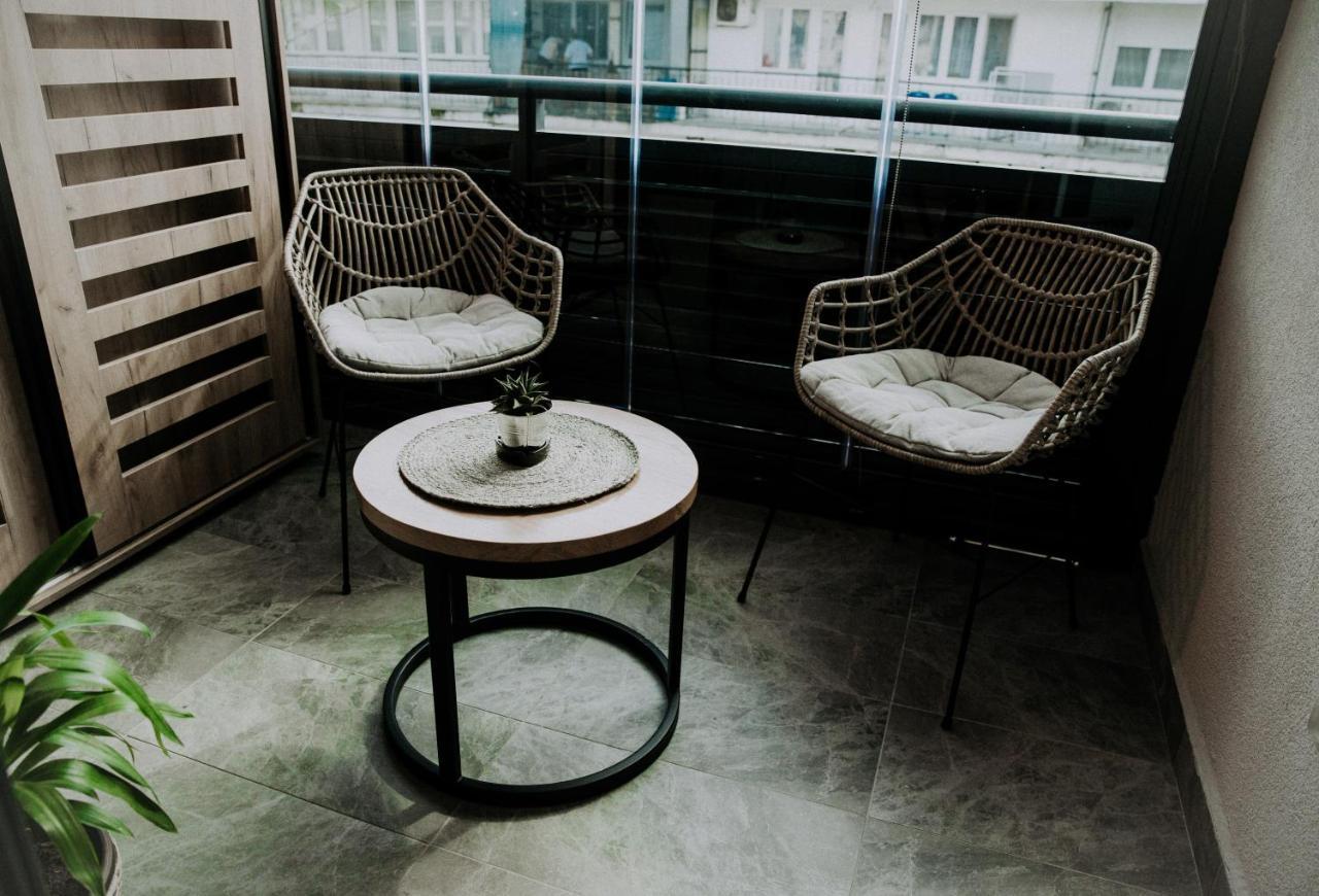 Pelagic Apartment